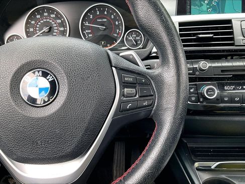 Used 2016 BMW 328i xDrive Sedan AWD/4WD image 18