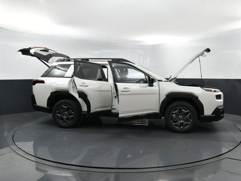 Used 2026 Subaru Outback Premium image 39