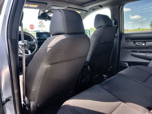 Used 2026 Honda CR-V Sport image 13