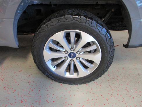 Used 2018 Ford F150 XL w/ Equipment Group 101A Mid AWD/4WD image 26