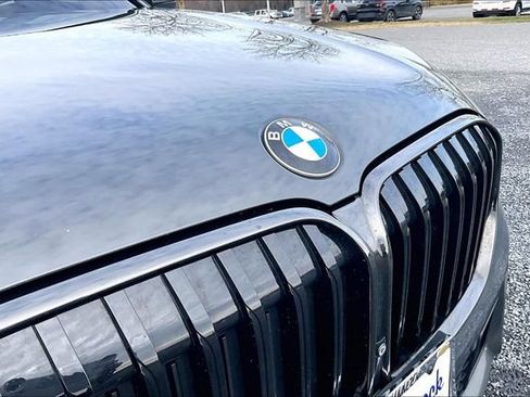 Used 2020 BMW 750i xDrive w/ Executive Package AWD/4WD image 31