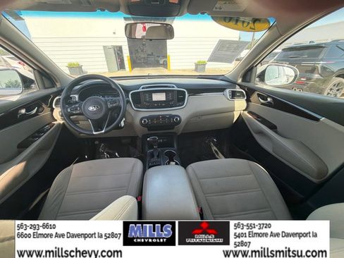 Used 2016 Kia Sorento AWD image 22