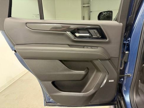 New 2026 GMC Yukon Elevation w/ Elevation Premium Package AWD/4WD image 27