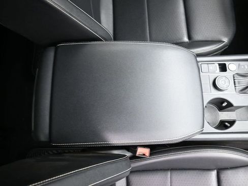 Used 2022 Volkswagen Atlas SE image 36