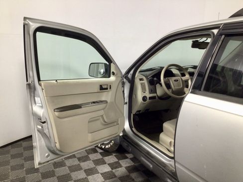 Used 2008 Ford Escape XLT image 14
