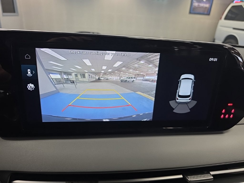 Used 2025 Hyundai Palisade SEL FWD image 16
