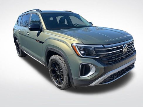 New 2026 Volkswagen Atlas Peak Edition AWD/4WD image 7