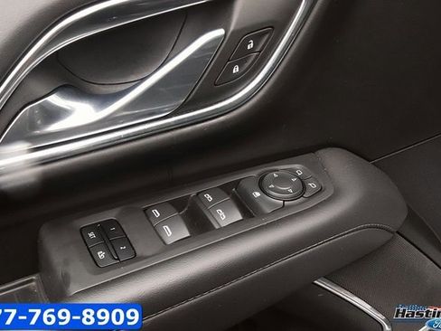 Used 2023 Chevrolet Tahoe LT image 11