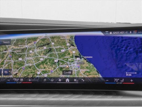 New 2025 BMW 750e xDrive w/ Premium Package image 12