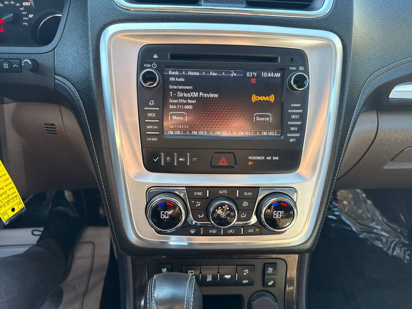 Used 2013 GMC Acadia SLT w/ Technology Package AWD/4WD image 23