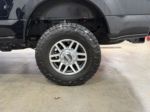 Used 2017 Ford F250 Lariat w/ Lariat Value Package image 7