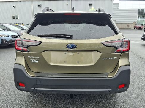 Certified 2025 Subaru Outback Premium w/ Popular Package #1A image 5