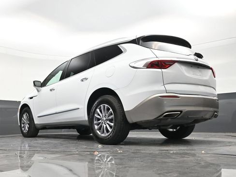Used 2023 Buick Enclave Essence FWD image 23