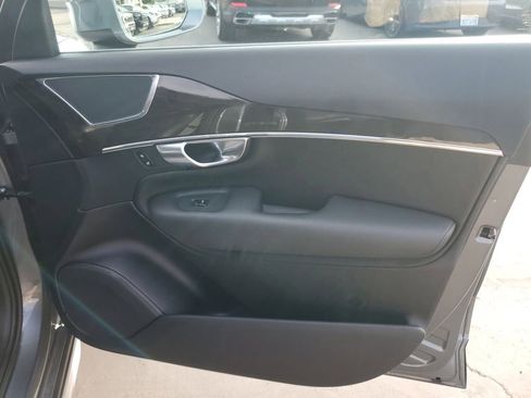 Used 2018 Volvo XC90 T6 Momentum w/ Convenience Package image 33