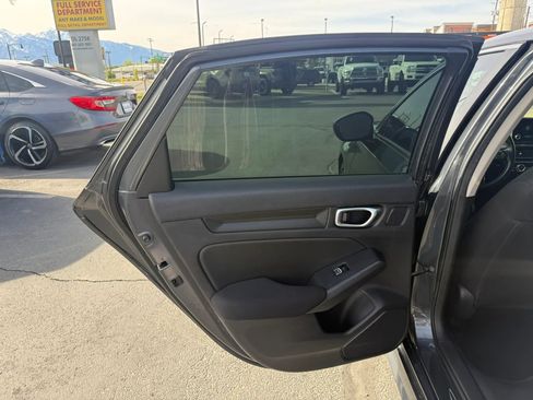 Used 2024 Honda Civic EX image 19