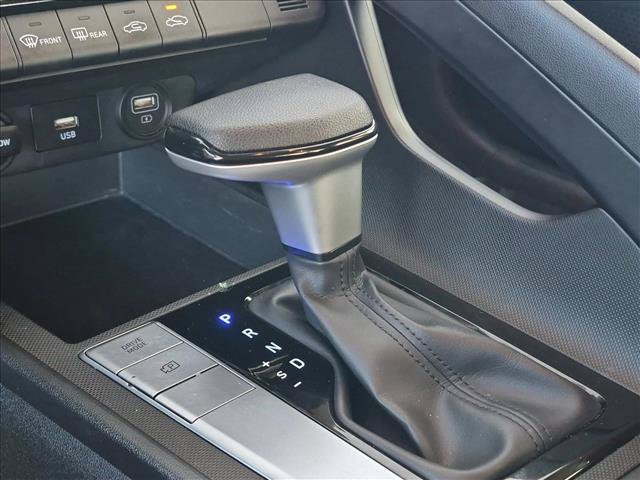 Used 2022 Hyundai Elantra SEL FWD image 12