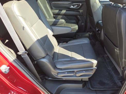 Used 2021 Chevrolet Tahoe LT w/ LT Signature Package AWD/4WD image 25