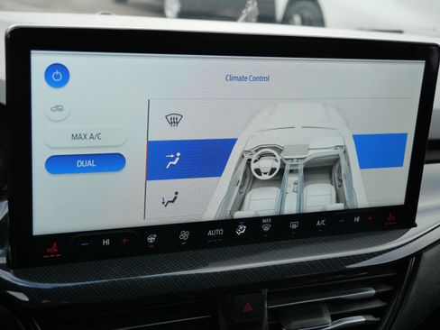 Used 2023 Ford Escape ST-Line w/ Tech Pack #1 image 24