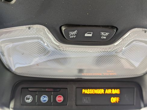 Used 2024 Chevrolet Colorado W/T w/ WT Convenience Package image 20