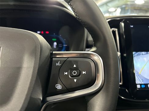 Certified 2023 Volvo C40 P8 Recharge Ultimate w/ Protection Package Premier image 14