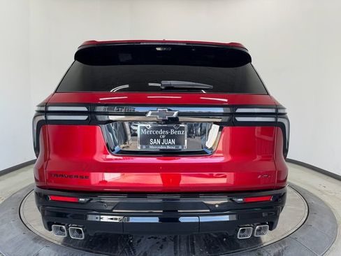 Used 2026 Chevrolet Traverse RS w/ LPO, Floor Liner Package FWD image 13