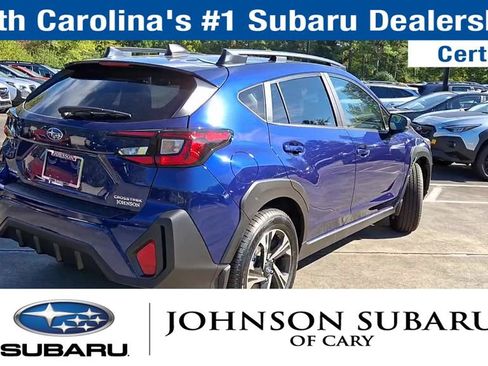 Used 2025 Subaru Crosstrek 2.0i Premium image 10