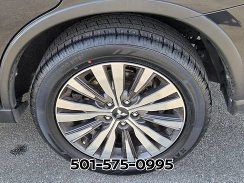 Used 2020 Mitsubishi Outlander FWD image 20