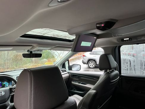 Used 2019 Honda Odyssey EX-L image 22