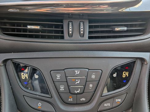Used 2020 Buick Envision Essence w/ LPO, Cargo Package AWD/4WD image 16