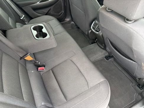 Used 2024 Chevrolet Malibu LT image 36