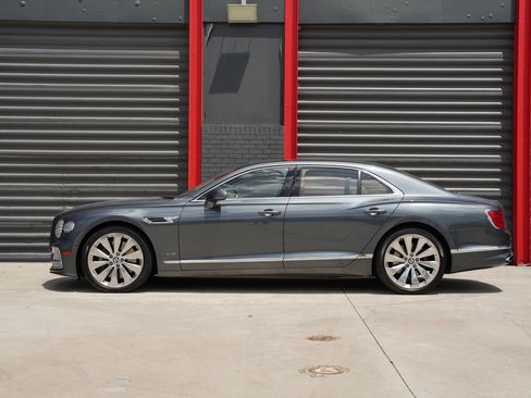 Used 2020 Bentley Flying Spur W12 AWD/4WD image 8
