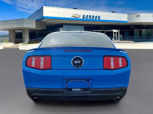 Used 2010 Ford Mustang GT image 4