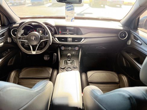 Used 2018 Alfa Romeo Stelvio Ti Sport image 51