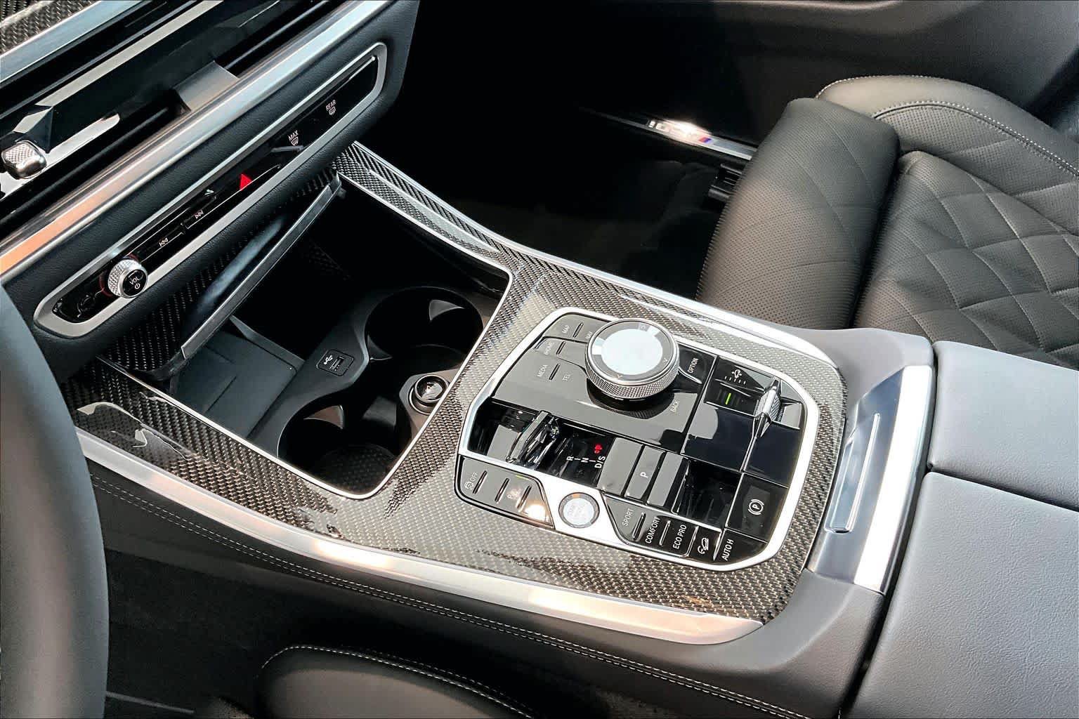 Used 2026 BMW X5 M60i AWD/4WD image 18