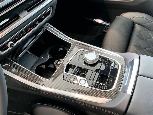 Used 2026 BMW X5 M60i AWD/4WD image 18
