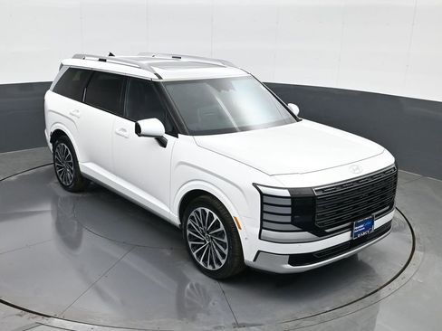 Used 2026 Hyundai Palisade Calligraphy image 16
