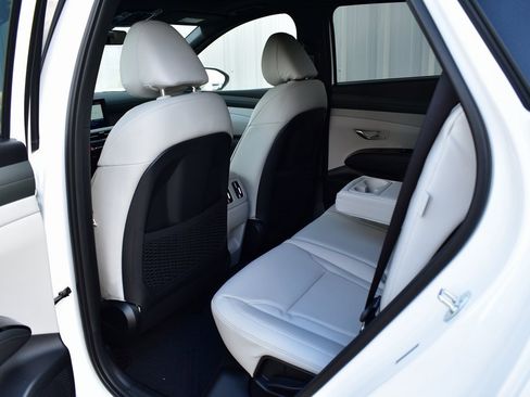 New 2026 Hyundai Tucson Limited image 24