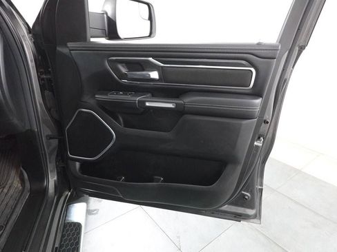 Used 2023 RAM 1500 Laramie AWD/4WD image 32