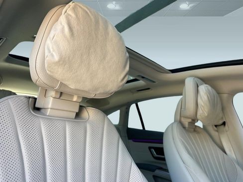 Certified 2023 Mercedes-Benz EQS 580 4MATIC Sedan image 16