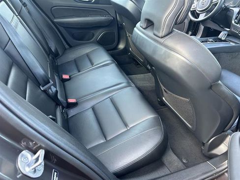 Used 2024 Volvo S60 B5 Core image 26