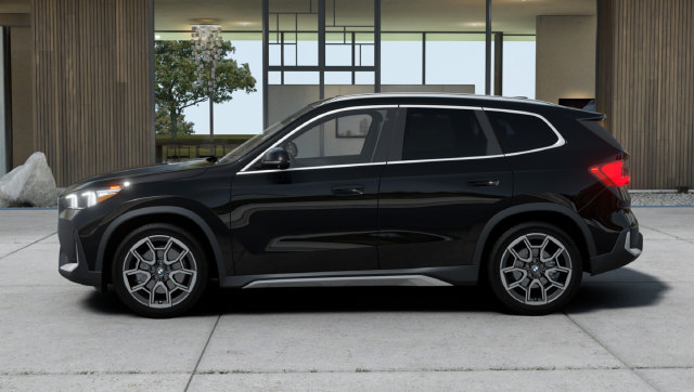 New 2027 BMW X1 xDrive28i AWD/4WD image 2