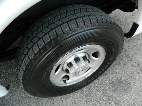 Used 2019 Chevrolet Express 2500 w/ Communications Package image 16