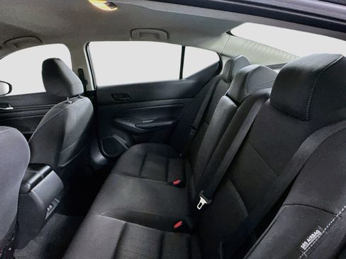 Used 2025 Nissan Altima 2.5 SV FWD image 26