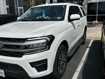 Used 2024 Ford Expedition XLT