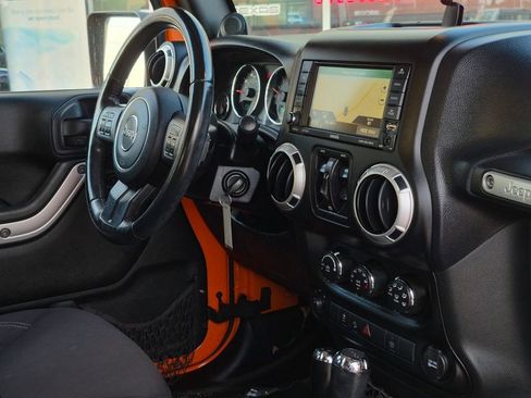 Used 2013 Jeep Wrangler Unlimited Sahara w/ Connectivity Group image 24