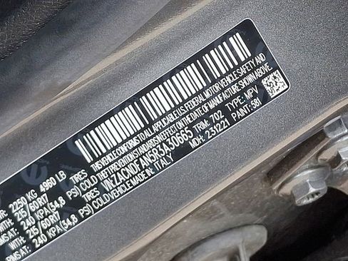 Used 2024 Dodge Hornet GT image 36