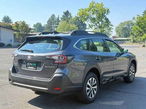 Used 2025 Subaru Outback AWD/4WD image 6