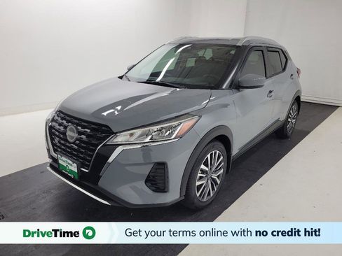 Used 2023 Nissan Kicks SV FWD image 1