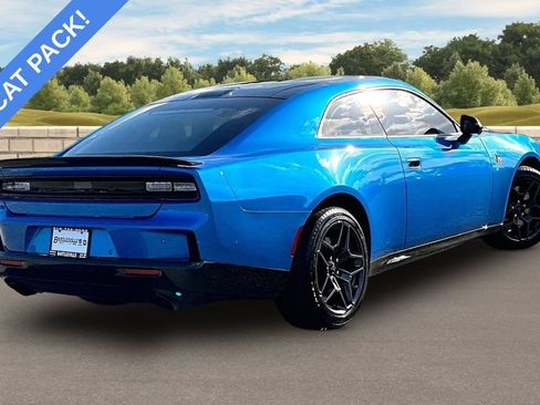 Used 2026 Dodge Charger Scat Pack AWD/4WD image 12
