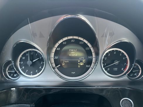 Used 2010 Mercedes-Benz E 350 Sedan image 14